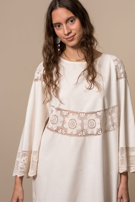 Anamnesis Tunic