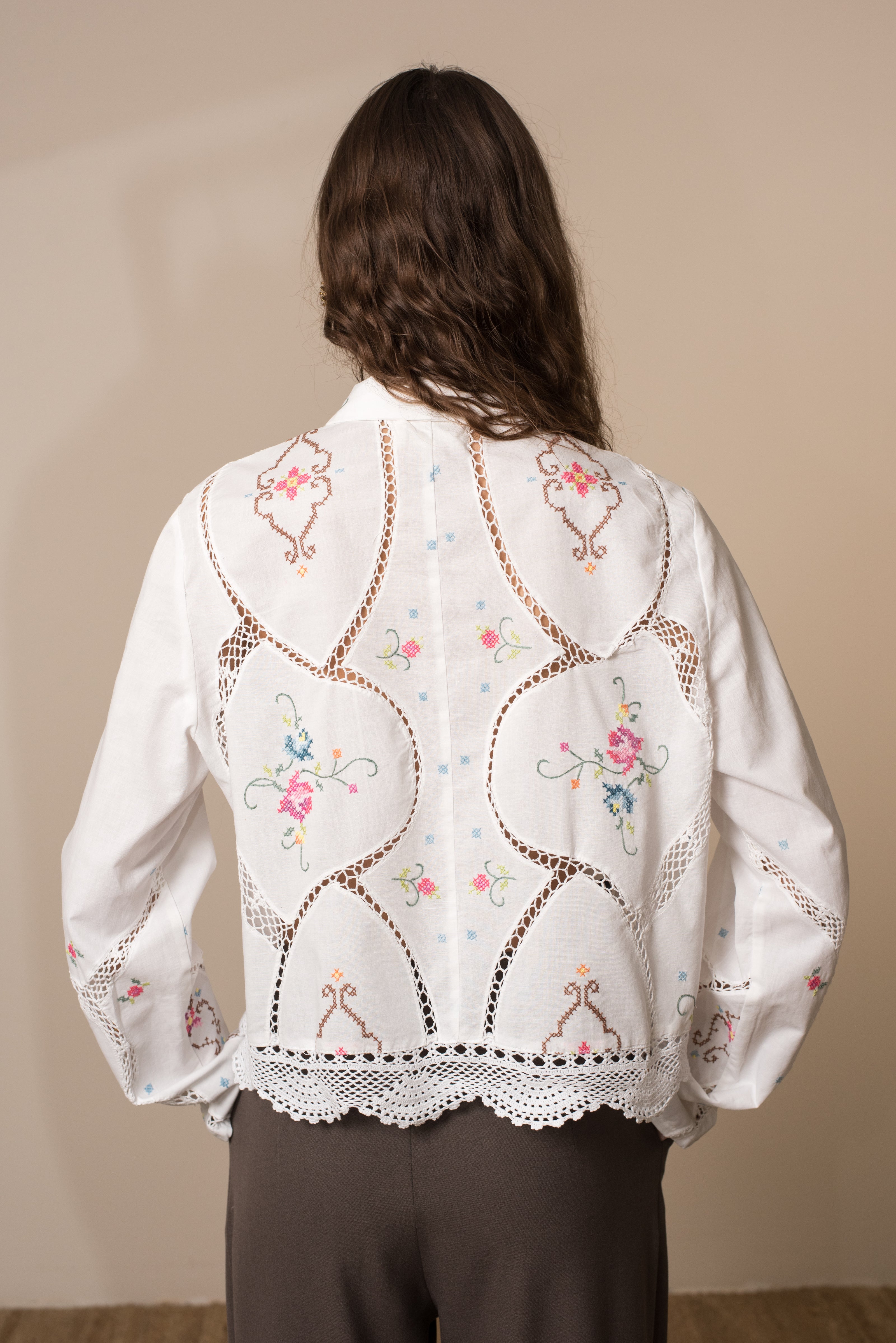 πουκαμισο απο παραδοσιακα τραπεζομαντηλο